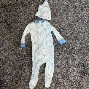 Rabbit Bear, 3-6 month footie with matching hat, smileys